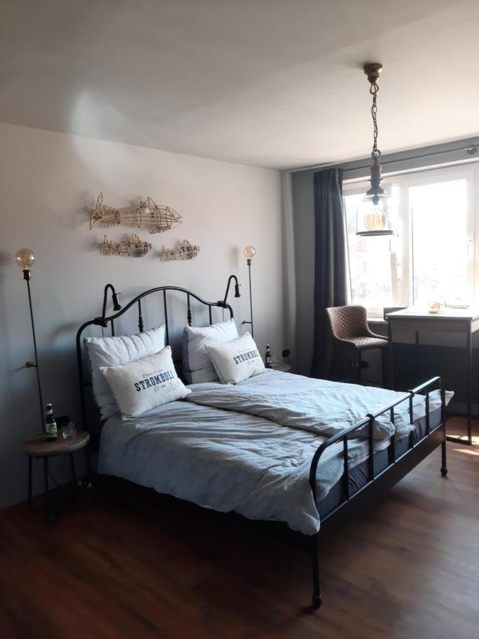Moin !Die Weserbude Nordenham Extérieur photo
